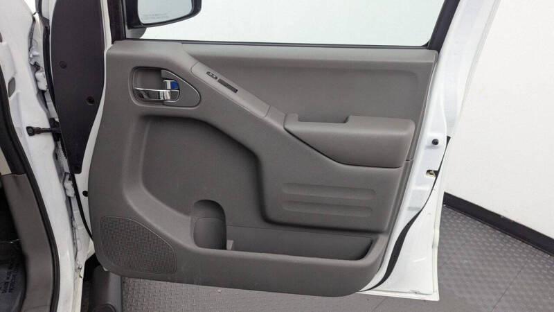 2021 Nissan Frontier SV