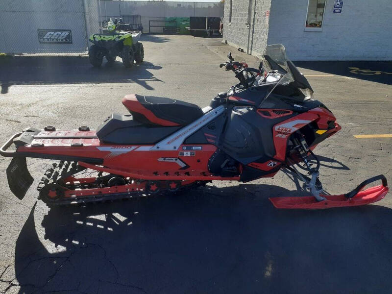 2022 Lynx Rave RE