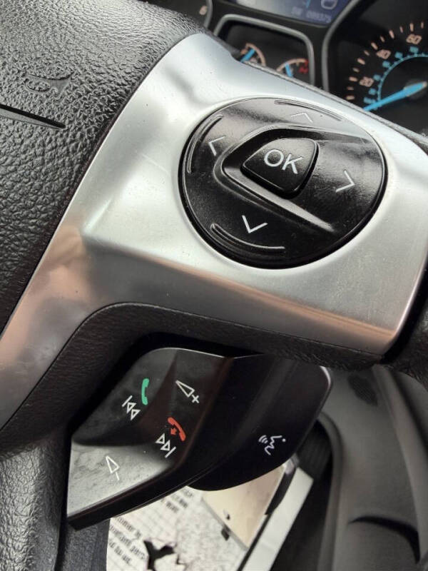 2014 Ford Escape S
