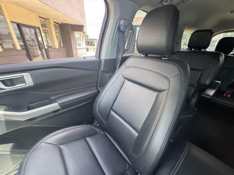 2024 Ford Explorer XLT