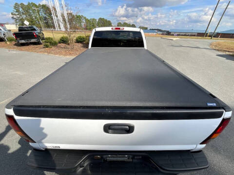 2005 GMC Sierra 2500HD