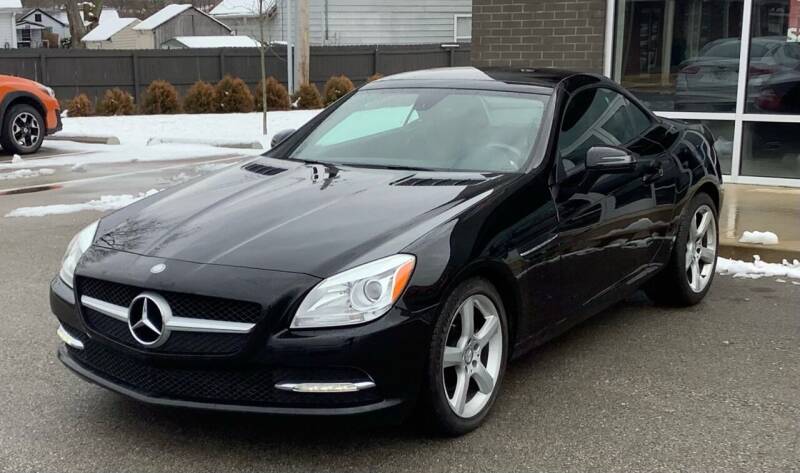 2013 Mercedes-Benz SLK for sale at Easy Guy Auto Sales in Indianapolis IN
