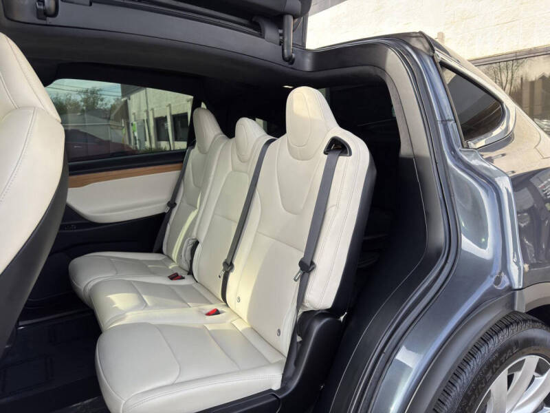 2020 Tesla Model X Long Range Plus
