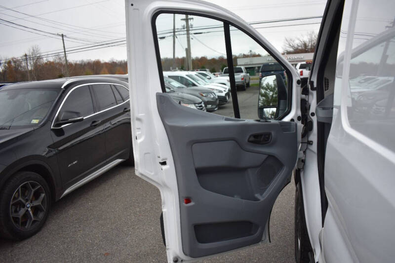 2017 Ford Transit Van Base photo 10