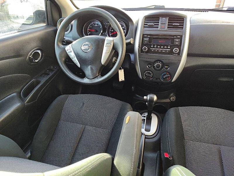 2018 Nissan Versa