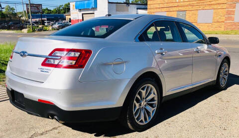 2016 Ford Taurus Limited