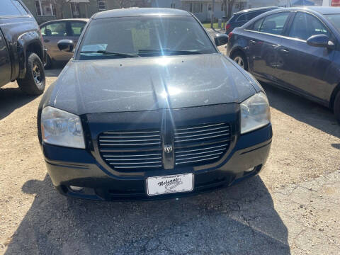 2005 Dodge Magnum for sale at Nelson's Straightline Auto in Independence WI