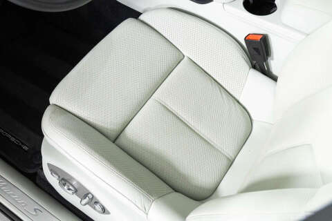 2022 Porsche Macan S