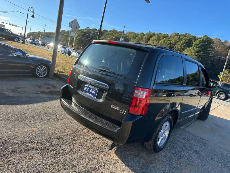 2010 Dodge Grand Caravan SXT photo 13