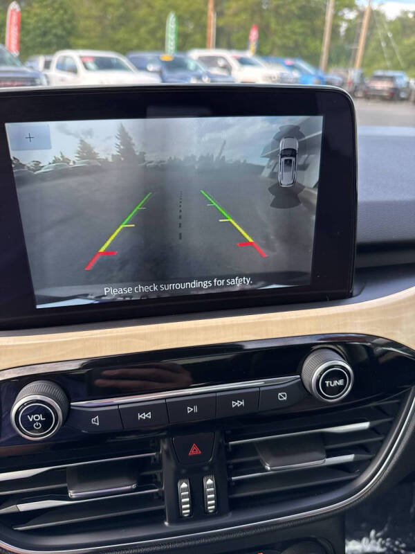 2021 Ford Escape Titanium