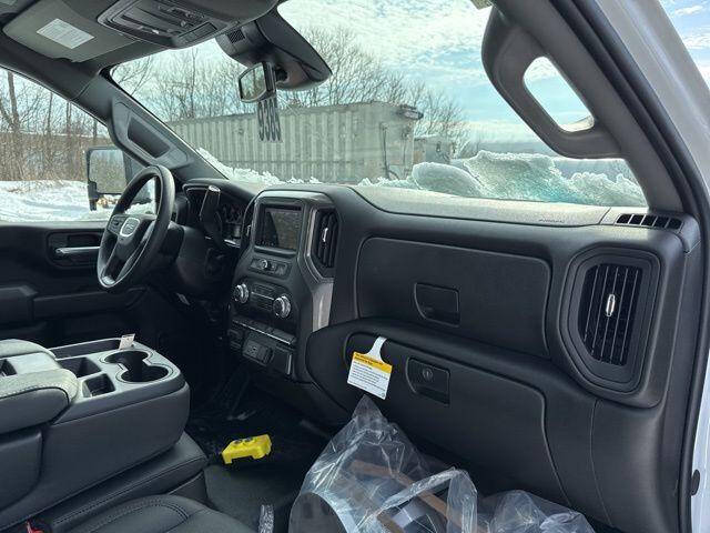 2026 GMC Sierra 3500HD CC