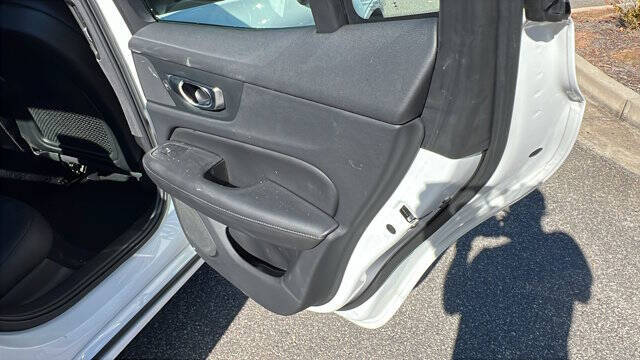 2024 Volvo S60 B5 Plus Dark Theme