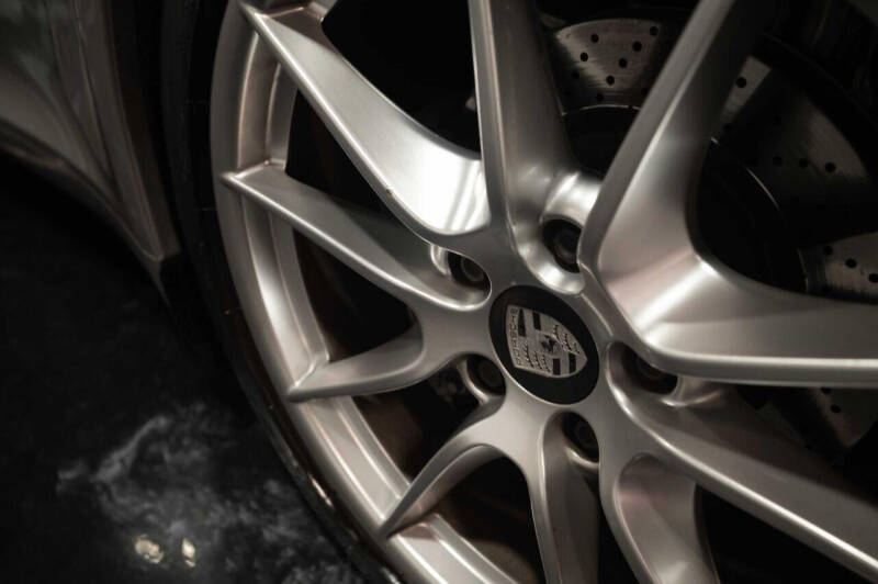 2012 Porsche 911 Carrera