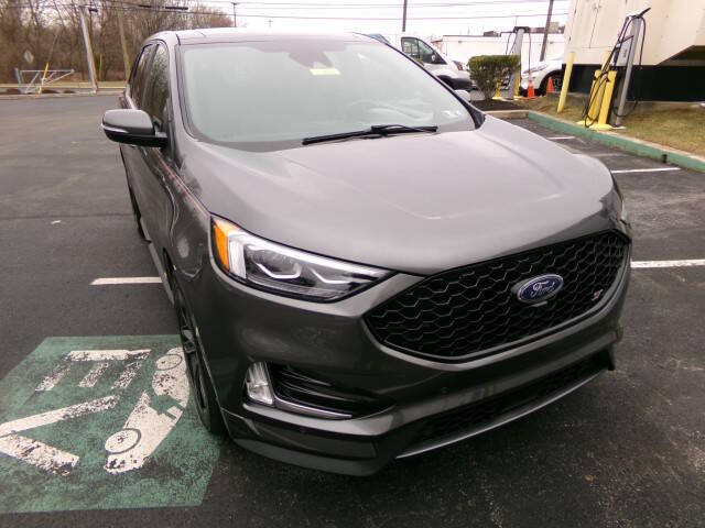2020 Ford Edge ST