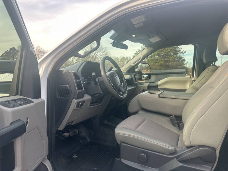 2022 Ford F-350 Super Duty XL