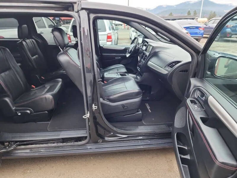 2016 Dodge Grand Caravan R/T