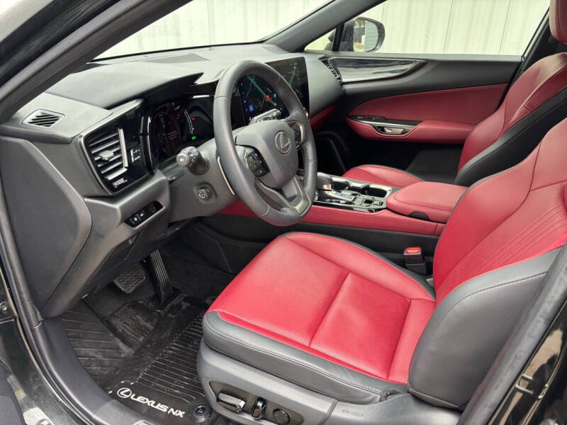 2025 Lexus NX 350h Premium