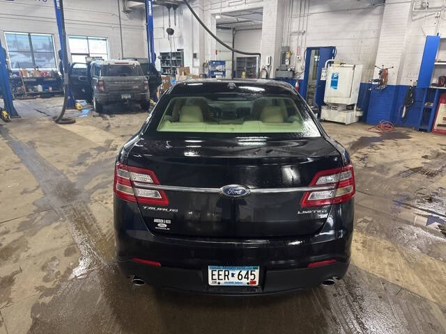 2019 Ford Taurus Limited