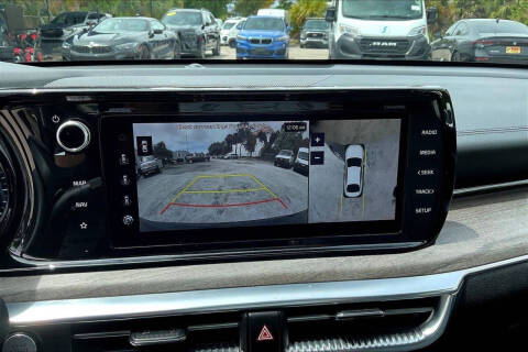 2023 Kia K5 EX