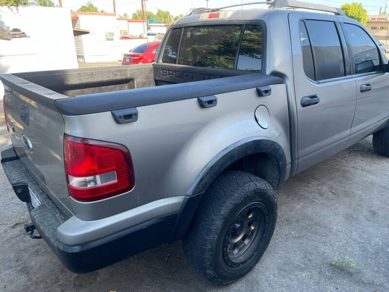 2008 Ford Explorer Sport Trac XLT photo 4