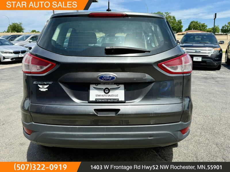 2016 Ford Escape S