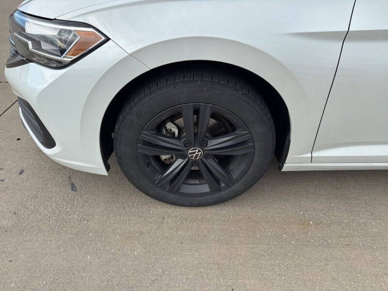 2023 Volkswagen Jetta SE