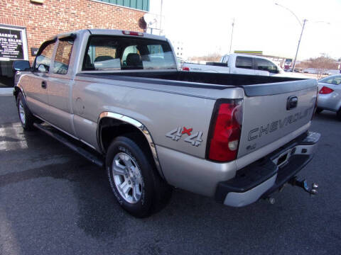 2004 Chevrolet Silverado 1500 Work Truck