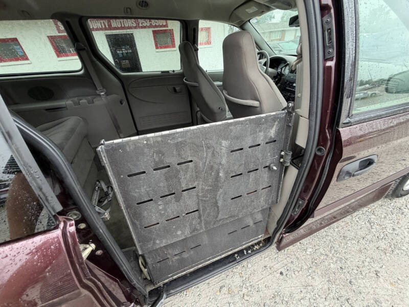 2003 Dodge Grand Caravan SE