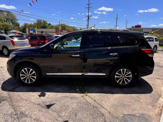 2013 Nissan Pathfinder for sale at Great Lakes Automotive in Racine, WI