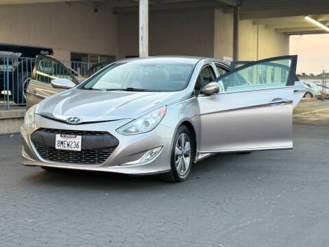 2013 Hyundai Sonata Hybrid