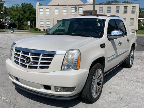 2007 Cadillac Escalade EXT for sale at LUXURY AUTO MALL in Tampa FL