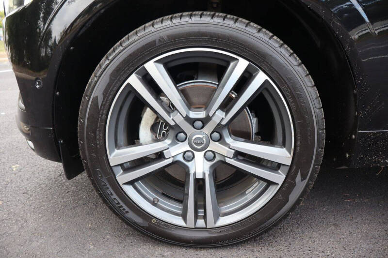 2019 Volvo XC60 T5 Momentum