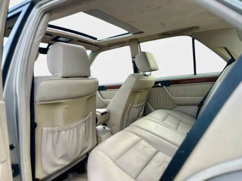 1994 Mercedes-Benz E-Class E 320