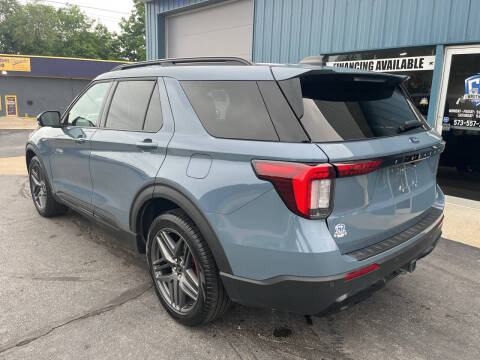 2025 Ford Explorer ST-Line