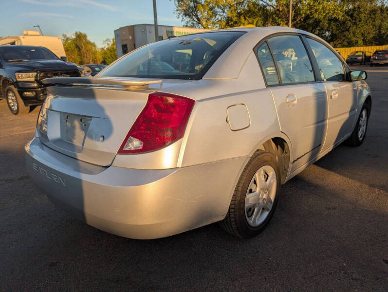 2007 Saturn Ion 2