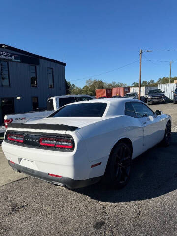 2019 Dodge Challenger SXT