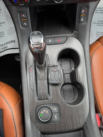 2017 GMC Acadia SLT-1