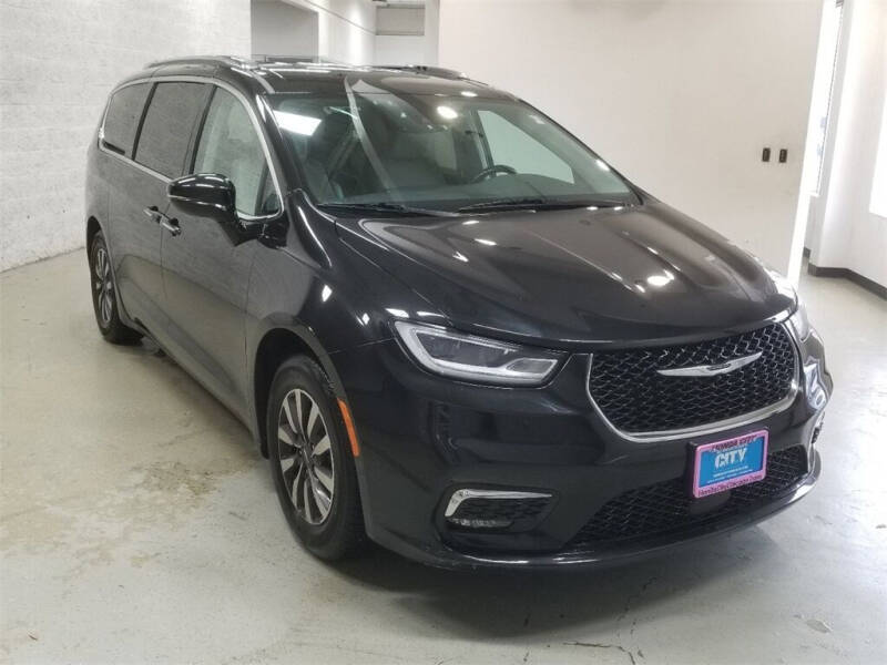 2021 Chrysler Pacifica Touring L