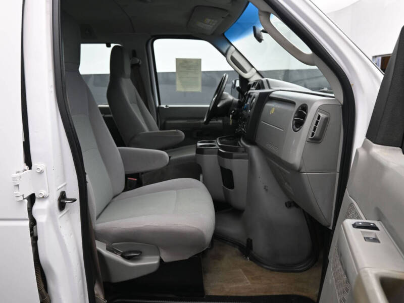 2014 Ford E-Series