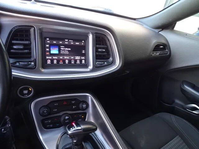 2019 Dodge Challenger SXT