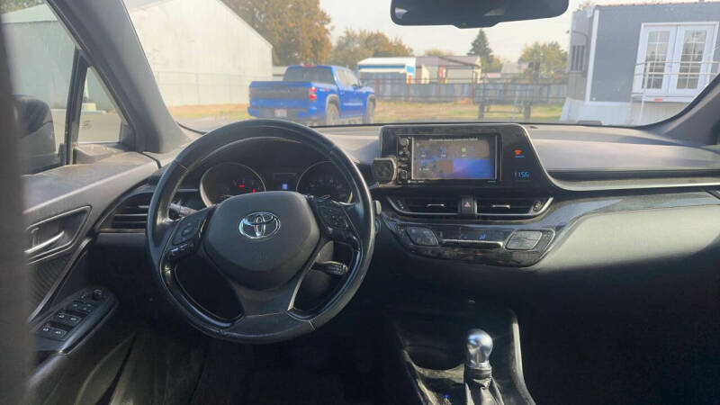 2018 Toyota C-HR XLE Premium