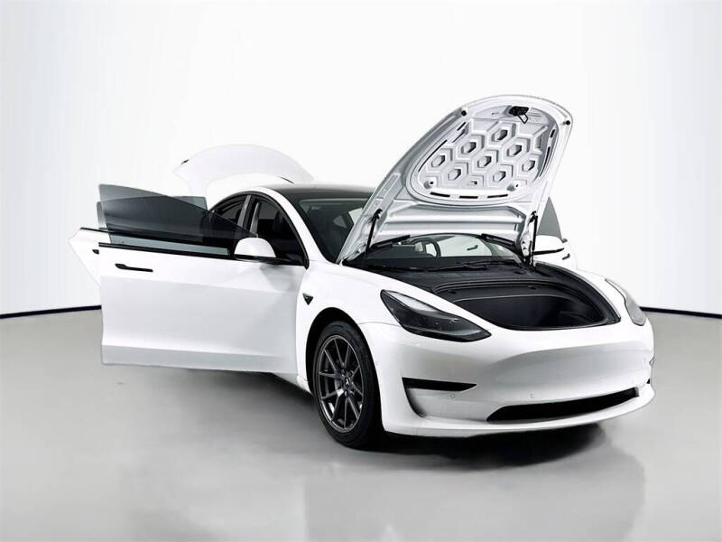 2022 Tesla Model 3 Long Range