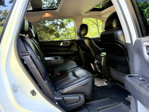 2015 Nissan Pathfinder Platinum