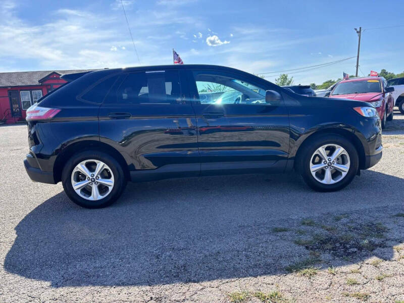 2020 Ford Edge SE