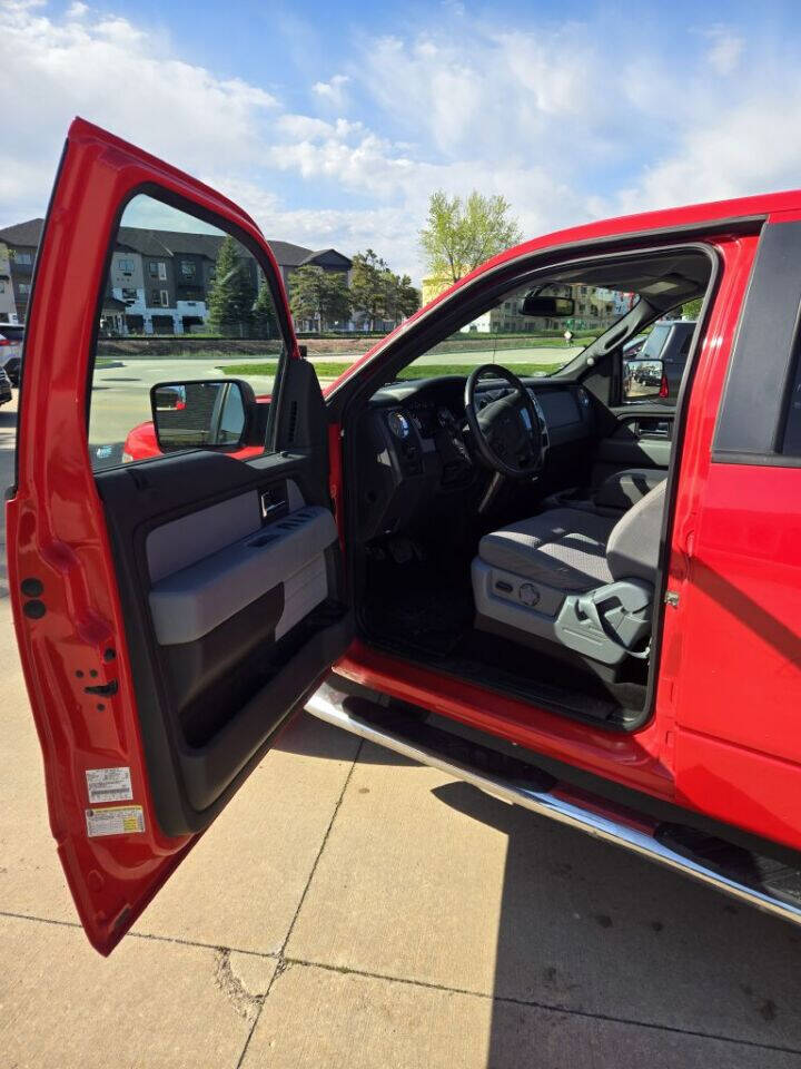 2013 Ford F-150 for sale at Bigfoot Auto in Hiawatha, IA