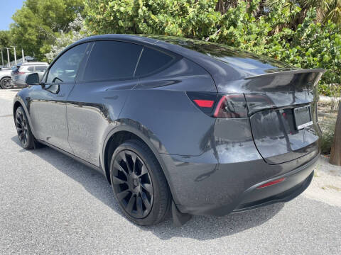 2024 Tesla Model Y Long Range