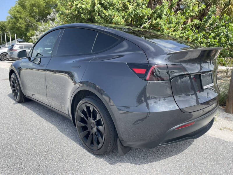 2024 Tesla Model Y Long Range