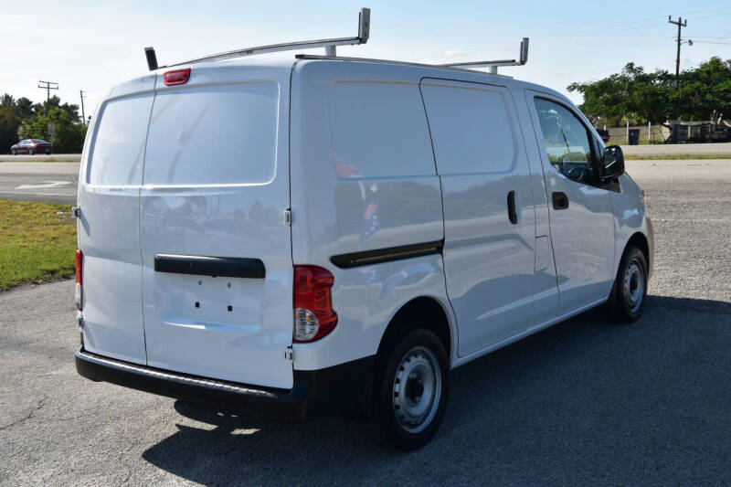 2019 Nissan NV200 S