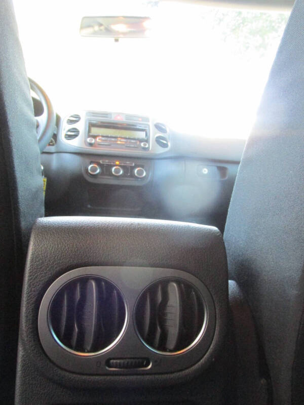 2011 Volkswagen Tiguan S