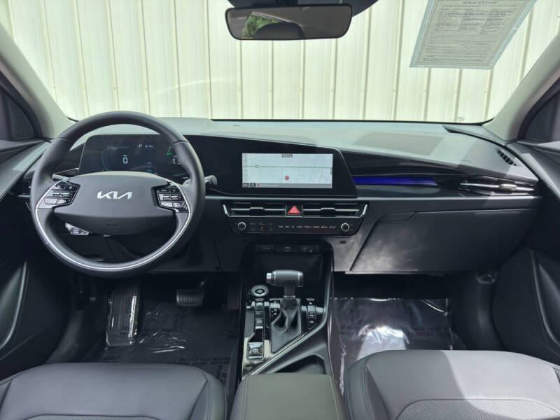 2024 Kia Niro EX